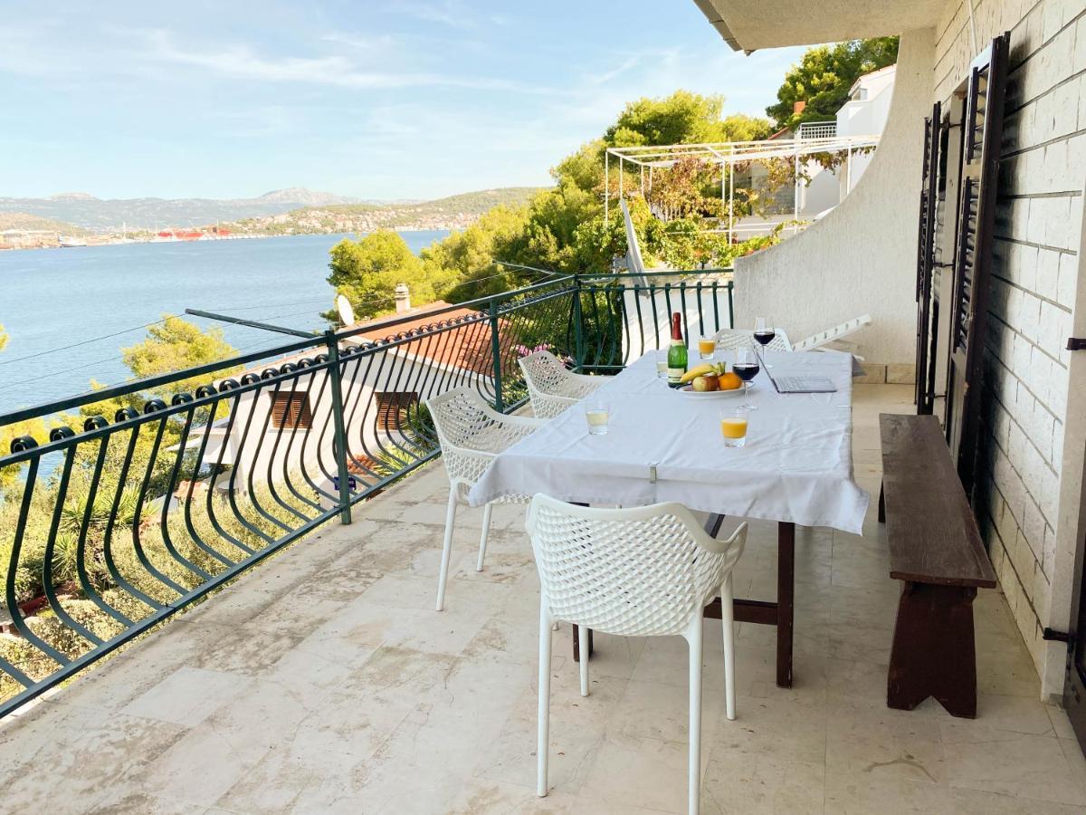 Seaview & Beachfront Apartments Jakov Donji Okrug  Екстериор снимка