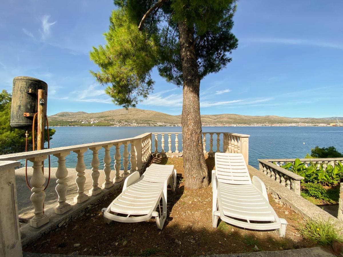 Seaview & Beachfront Apartments Jakov Donji Okrug  Екстериор снимка