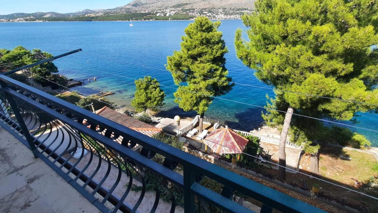 Seaview & Beachfront Apartments Jakov Donji Okrug  Екстериор снимка